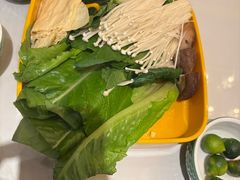 -润园四季椰子鸡火锅(卓越INTOWN店)