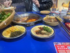-马路边边串串香(一匡街店)