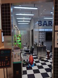 -Devilhands Barbershop男士理容店