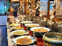 -布罗城堡自助烧烤(鸿通城购物中心店)
