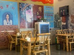 -拐枣巷小串串(财大店)