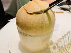 椰子水-新加坡海鲜共和(名胜世界圣淘沙海滨坊)