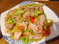 双椒鱼肚-阿婉贵州苗家酸汤鱼(梅林店)