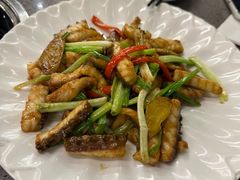 -郑猛记石岐鸽主题餐厅(长江店)