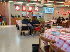 -洪霞餐馆·川菜·鲜货现炒(两江春城店)