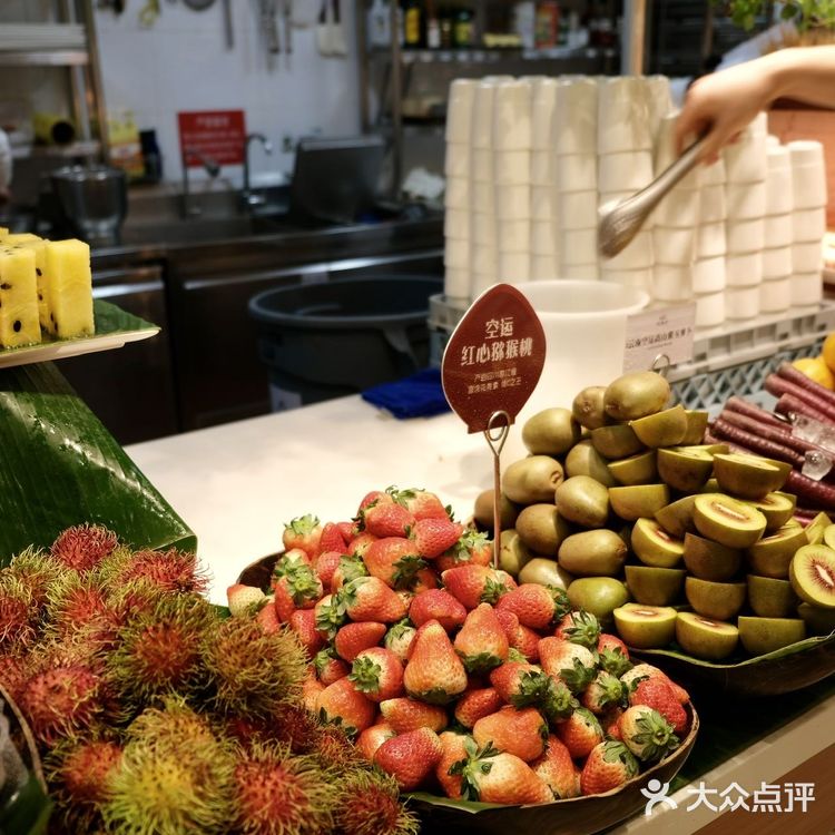 喝到心满意足！店名：第六季自助餐厅（王府井店）