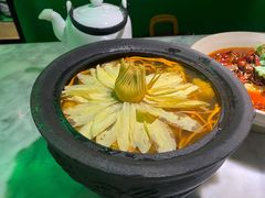 映水芙蓉鸡汤-辛香汇·现炒川菜(淮海路百盛店)