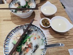 -鲜越鲜鱼粉(财富购物中心店)