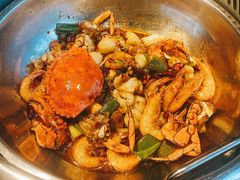 -七欣天香辣蟹火锅(上海银亿滨江店)