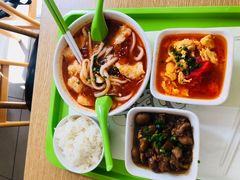 -老乡鸡(武汉中南梅苑小区地铁站店)