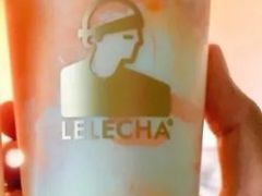 大口木瓜撞奶-LELECHA乐乐茶(三里屯店)