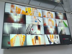 -安东易迷你自助仓储寄存仓库(杨浦店)