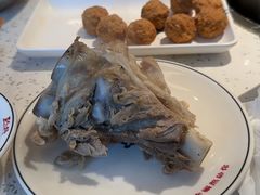 -三人行骨头王火锅(长寿店)