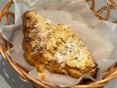 杏仁羊角-麦田工坊(月湖店)