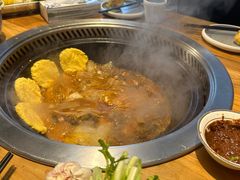 -锅老头海鲜铁锅炖