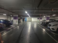 -悠方地下停车场