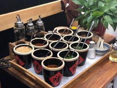 -猫爷的腔调·黔小馆(交大医学住宅区店)