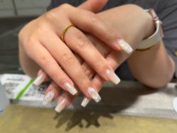 -艾珂·美甲美睫