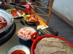 -王婆乔鲜鱼自助火锅(蜀汉路店)