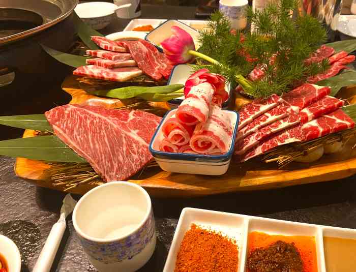 花果牛魔王烤肉-"性价比太低了!我点了个大钻石套餐,还在.