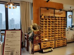 -肆兮眼镜·蔡司·徕卡战略合作店(大坪店)