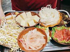 -黔有有贵州酸汤夺夺粉火锅(五味十字店)