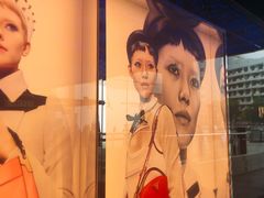 -PRADA普拉达(国际广场店)