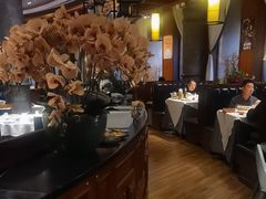 -八府香鸭·啫啫煲(华山路店)