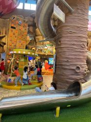 -卡通尼·Safari非洲探索乐园·生日会(金桥国际商业广场店)