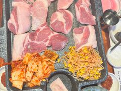 -Dombe豚(黑猪肉街店)