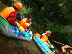 -仙山谷激浪漂流