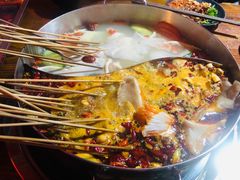 鸳鸯锅底-乐山串串香老火锅(鼓楼店)