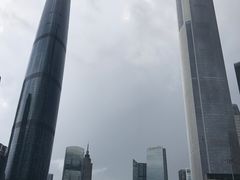 -广州周大福金融中心
