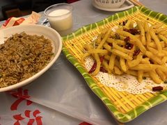 -肥肥虾庄·金牌油焖大虾(东湖欢乐谷店)