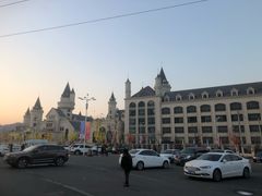 -荣盛康旅野三坡滑雪场