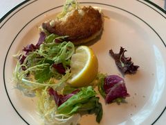 招牌蟹肉饼-Wolfgang’s Steakhouse 沃夫冈牛排馆(上海白玉兰广场店)