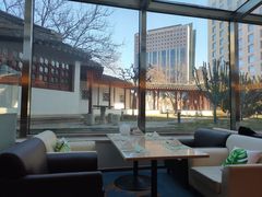 -亮马河饭店翠雅咖啡厅