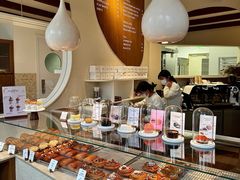 -VERIE BAKEHOUSE