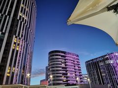 -The ROOF (通盈中心店)