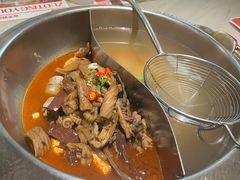 -左庭右院鲜牛肉火锅(浦江欢乐颂店)