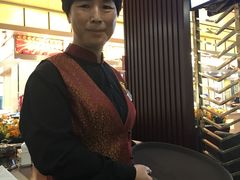 -龙跃国际大酒店自助餐