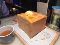 -绿茶餐厅(光谷世界城步行街店)