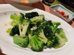 清炒有机西兰花-芙蓉堂(武汉天地店)