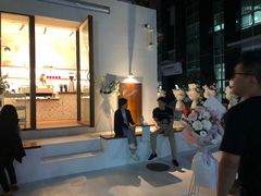 -Line 咖啡(石厦花园店)