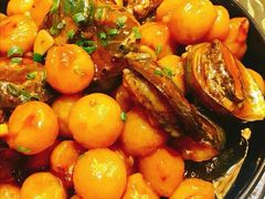 小土豆烧小鲍鱼-老虎滩船说·海胆水饺·大连海鲜(老虎滩店)