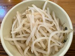 -丽虹云南过桥米线(兴工街店)