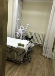 -苗方清颜痘肌研究所