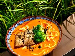 -轻蔬不用等·素食(江苏路店)
