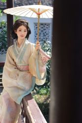 -一揽芳华汉服旗袍体验馆(拙政园店)
