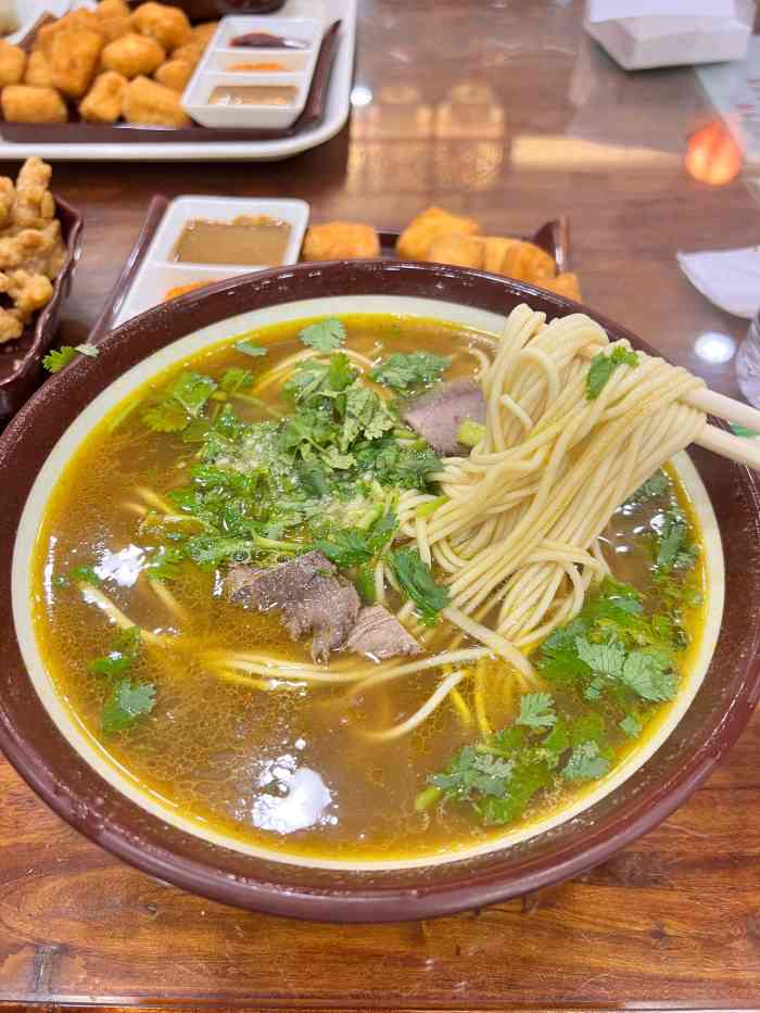 美玲餐厅(河西店)-"听说美玲拉面不错,来吃个早点,只有河西这.